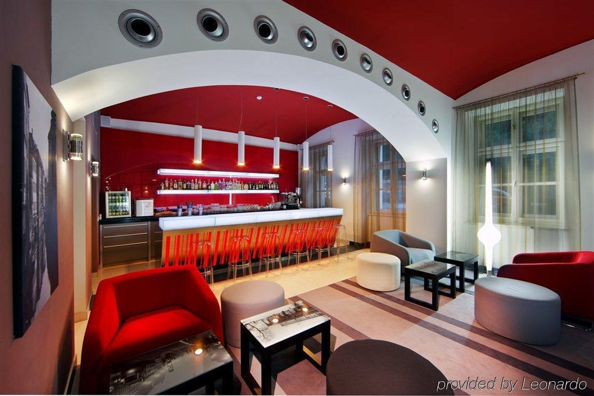 布拉格红与蓝设计酒店 餐厅 照片